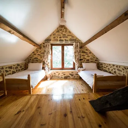 La Petite Joulinie Feriehus Bor-et-Bar